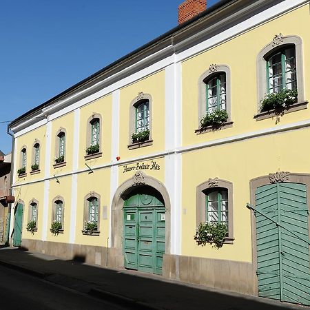 Hauser-Bodnar Haz Eger Exterior photo